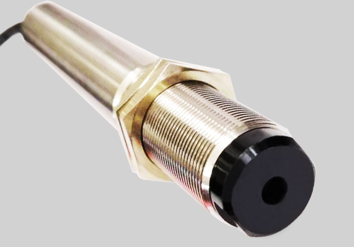 <b>IR-OA-1300C全隔離非接觸式在線式紅外測溫儀</b>